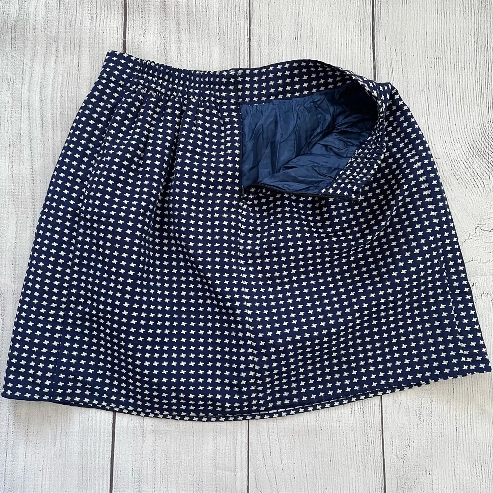 dina be Navy & White Skirt Sized Medium